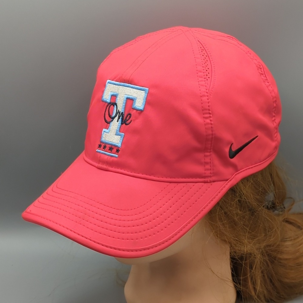 Team One Lacrosse Illinois Nike Hat Cap Featherlight Dri-Fit Red OSFM Strapback